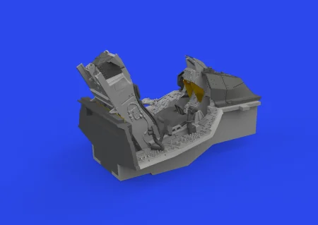 648972-06.jpg