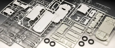 Revell-07726 (6).jpg