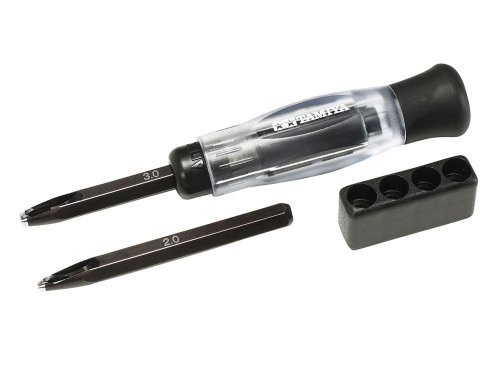 Przejdź do produktu Tamiya 74122 - Wybijaki do otworów 2mm / 3mm z uchwytem