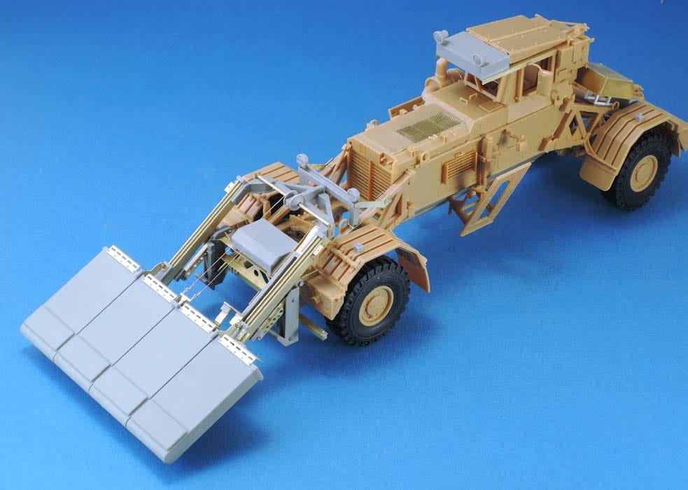 LF1331-1.jpg