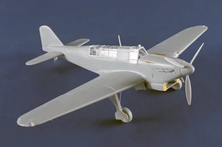 trumpeter-05823-fairey-firefly (10).jpg