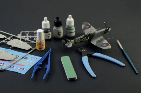 italeri-72007-spitfire-complete-set (3).jpeg