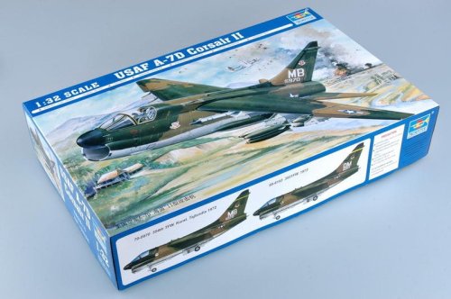 Przejdź do produktu Trumpeter 02245 - 1:32 USAF A-7D Corsair II