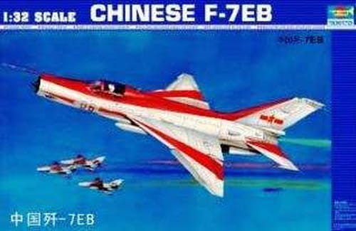 Przejdź do produktu Trumpeter 02217 - 1:32 Chinese F-7 EB