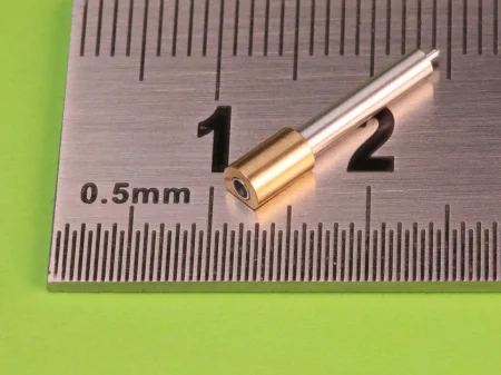 GM-72-033_02.jpg