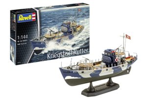 Revell 65242 - 1:144 Kriegsfischkutter model z farbami