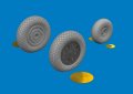 6481051_P-39 wheels early_2.jpg