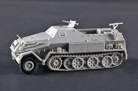 Trumpeter-07404 (4).jpg