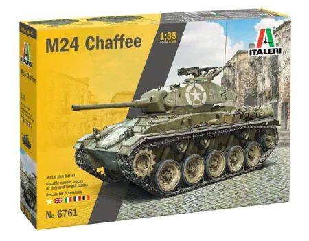 Italeri-6761-M24-Chaffee (1).jpg