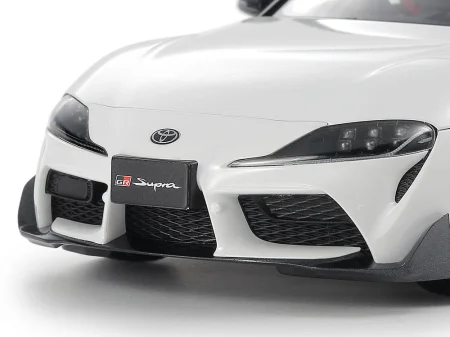 Tamiya-24371-toyota-supra (3).jpg