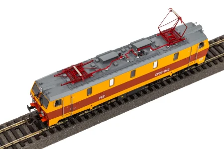 piko-97529-Lokomotywa-elektryczna-EP09-PKP-dcc-2.jpg