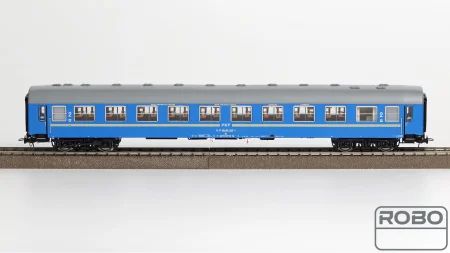 robo-244431-wagon-pkp-110ac-stacja-warszawa-grochow (2).jpg