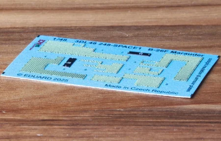 3dl48248_01.jpg