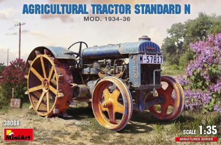 Miniart-38088-Agricultural-Tractor-Fordson (1).jpg