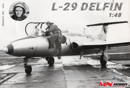 MN-Hobby-48MN003-L-29-Delfin (1).jpg