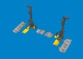 6481142_P-40N undercarriage legs PRINT_.jpg