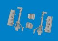6481142_P-40N undercarriage legs PRINT_2.jpg