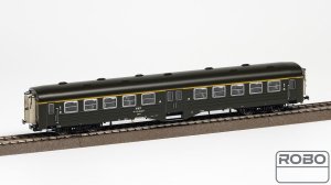 Robo 351030 H0 - Wagon osobowy typu 102Aa, Ryflak, 1 kl, PKP, Warszawa Szczęśliwice, ep.IV