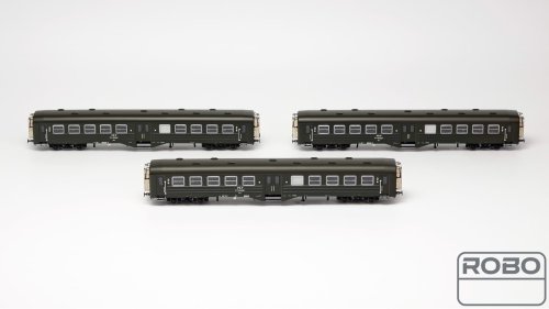 Przejdź do produktu Robo 302021 H0 - Zestaw 3 wagonów osobowych typu 101A, Ryflak, 2 kl, PKP, Jarocin, ep.V, z oświetleniem