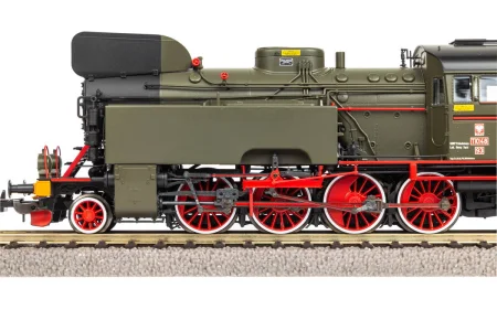piko-50762-lokomotywa-parowa-tkt48-dcc-02.jpg