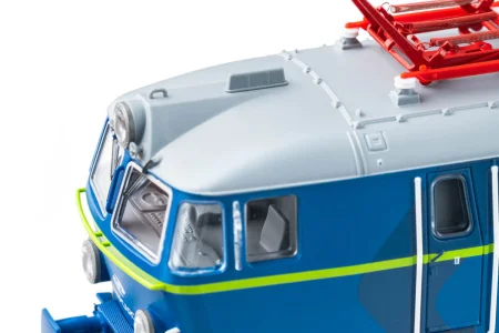 piko-96345-Lokomotywa-elektryczna-ET22-PKP-Cargo-02.jpg