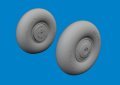6481116_Ki-115 wheels_.jpg