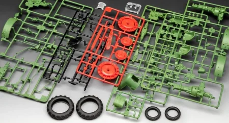 Revell-07828 (4).jpg