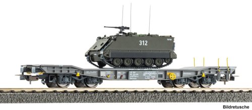 Przejdź do produktu Przedsprzedaż Piko 96280 H0 - Wagon platforma typu Slmmnps z transporterem M113, SBB-CFF, ep.V