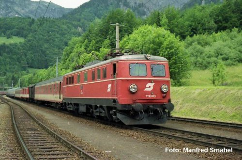 Przejdź do produktu Przedsprzedaż Piko 21809 H0 - Lokomotywa elektryczna Rh 1110.0, ÖBB, ep.IV