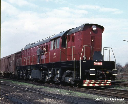 Przejdź do produktu Przedsprzedaż Piko 52147 H0 - Lokomotywa spalinowa T 669, CSD, ep.IV, DCC z dźwiękiem