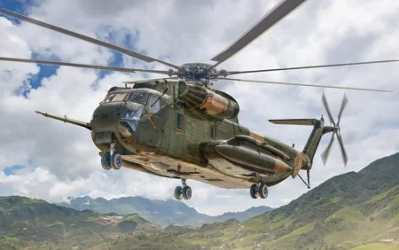 Italeri-91035-HH-53C-Super-Jolly-Green-Giant (3).jpg