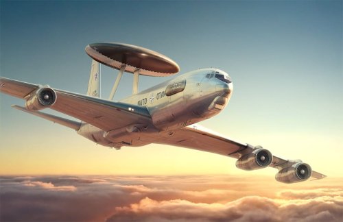 Przejdź do produktu Roden 345 - 1:144 Boeing E-3B Sentry AWACS
