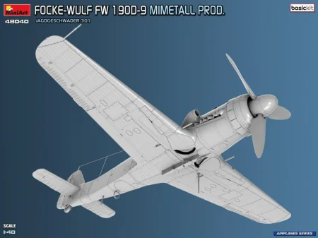 Miniart-48040-Focke-Wulf-Fw-190D-9 (3).jpg