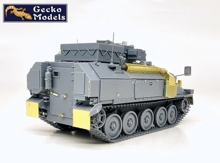 Gecko-35GM0057- FV103-Spartan-APC-with-Odin-Turret (3).jpg