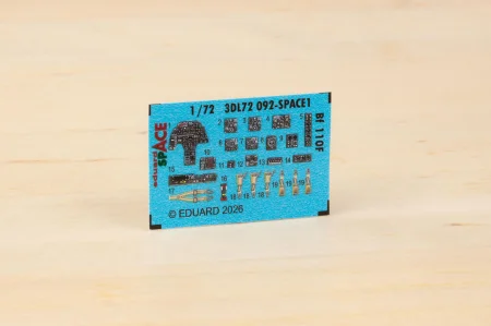 3dl72092_01.jpg