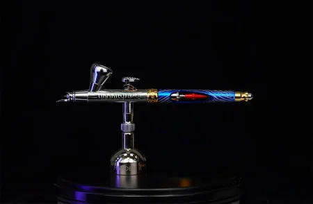 harder-steenbeck-122251-Aerograf-Giraldez-II-Infinity-CRplus-2024-Solo-1.jpg