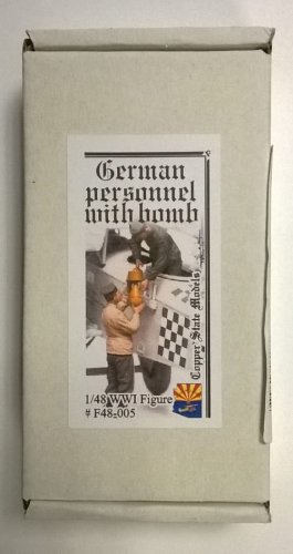 Przejdź do produktu COPPER STATE MODELS CSM F48005 - 1:48 German personnel WWI - bomb loading