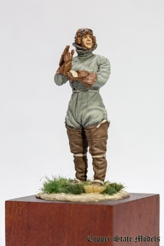 Przejdź do produktu COPPER STATE MODELS CSM F32002 - 1:32 RFC Pilot