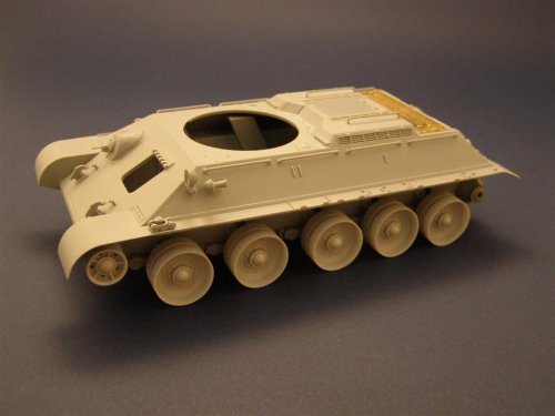 Przejdź do produktu PANZERART 35056 - 1:35 Burn out Wheels for T-34 Tank (model 1940-41)