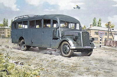 Przejdź do produktu RODEN 720 - 1:72 Opel Blitz Omnibus model W39 Ludewig ( Essen)