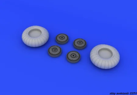648244_6.jpg