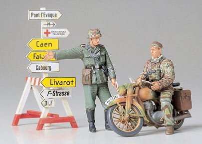 Przejdź do produktu TAMIYA 35241 - 1:35 German Motorcycle Orderly Set
