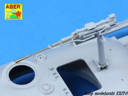 35 L-179 (7).JPG