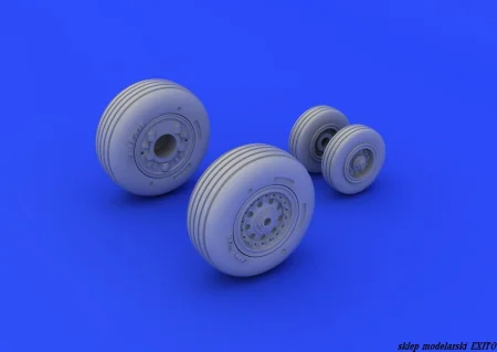 672078_2.jpg