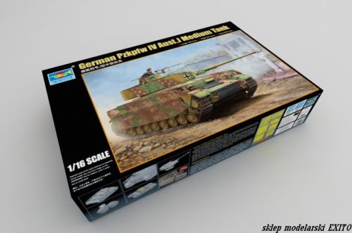 Przejdź do produktu TRUMPETER 00921 - 1:16 German Pz.Kpfw IV Ausf.J Medium Tank