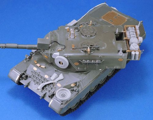 Przejdź do produktu LEGEND LF1354 - 1:35 Leopard AS1 Conversion set (for Meng Leopard 1 A3/A4)