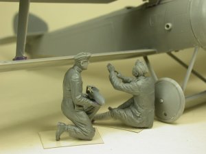 COPPER STATE MODELS CSM F32028 - 1:32 RFC Air Mechanics installing the bombs
