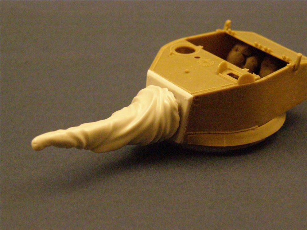P4130043 (Large).JPG