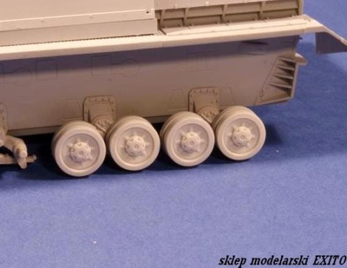 Przejdź do produktu PANZERART 35154 - 1:35 Road Wheels for Pz.Kpfw. IV for Dragon Kits (Ausf. E-H)