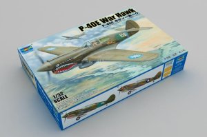 TRUMPETER 02269 - 1:32 P-40E War Hawk
